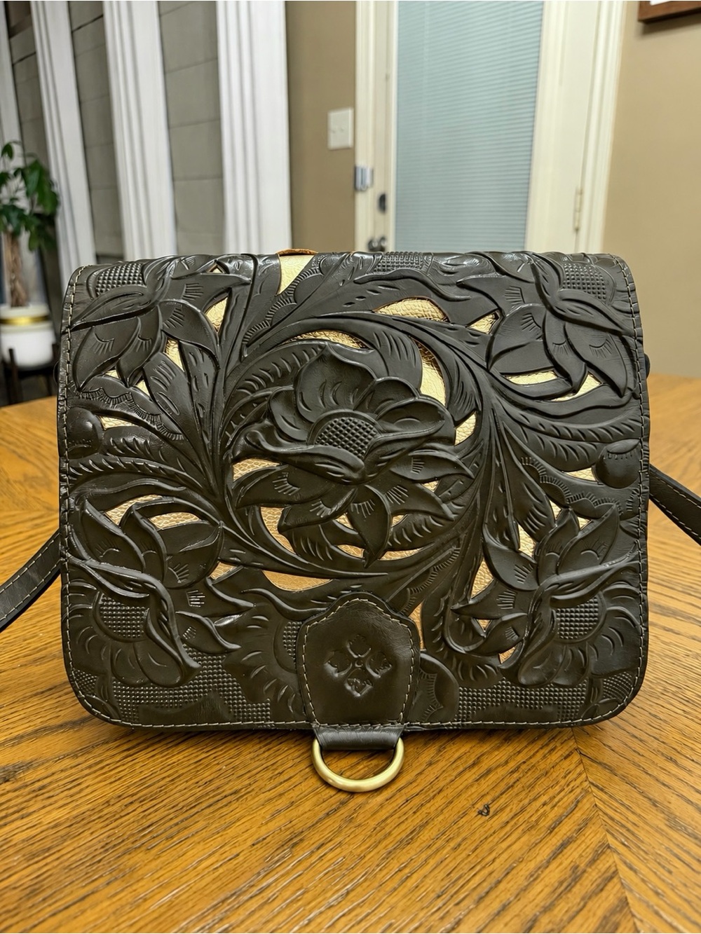 NWOT Patricia Nash Deep Olive Green and Gold Floral Tooled Leather Bag